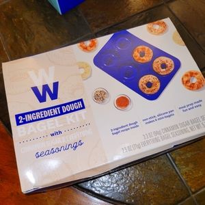 WW Weight Watchers 2-Ingredient Bagel Kit